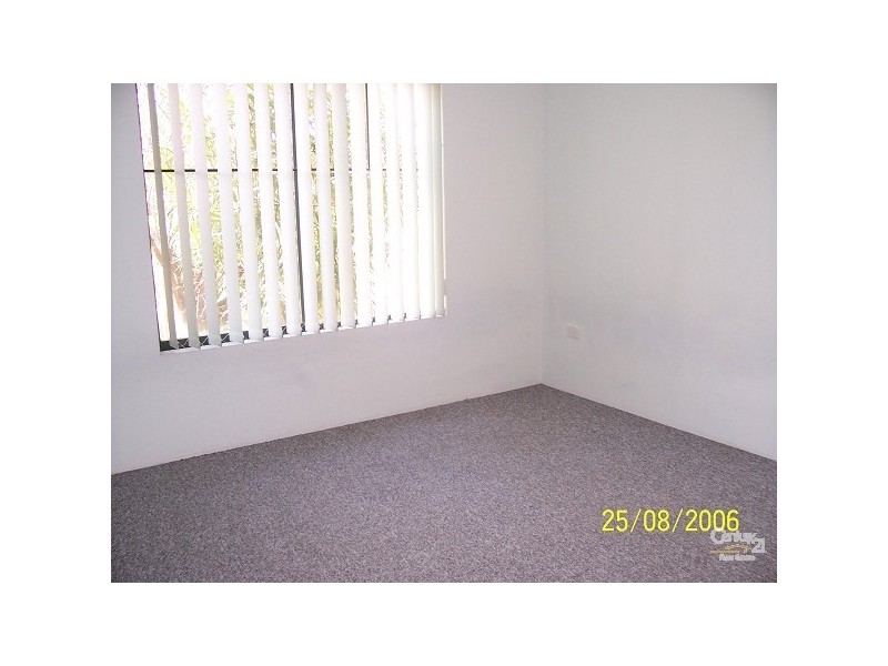 4/10 Nabberu Loop, Cooloongup WA 6168