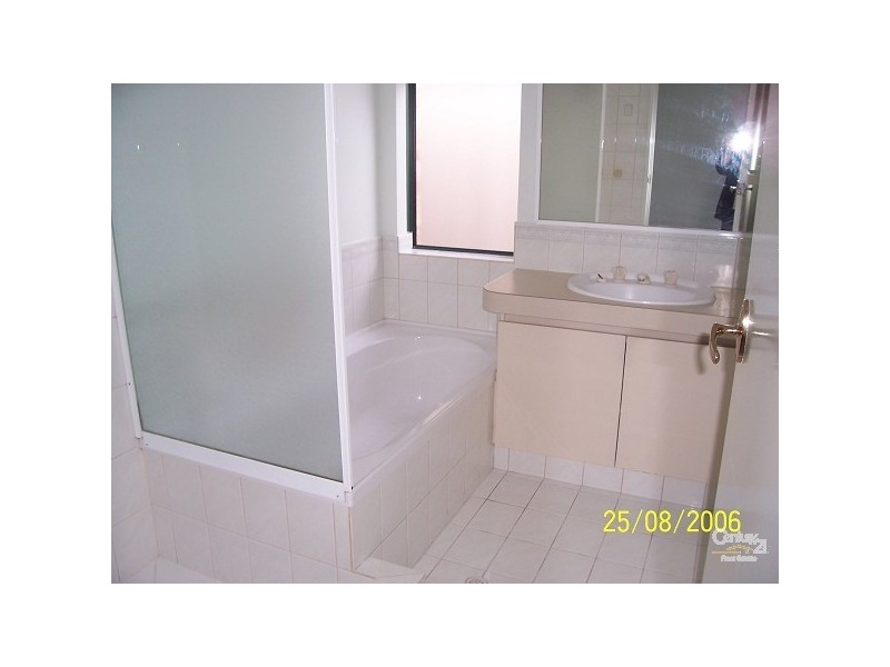 4/10 Nabberu Loop, Cooloongup WA 6168