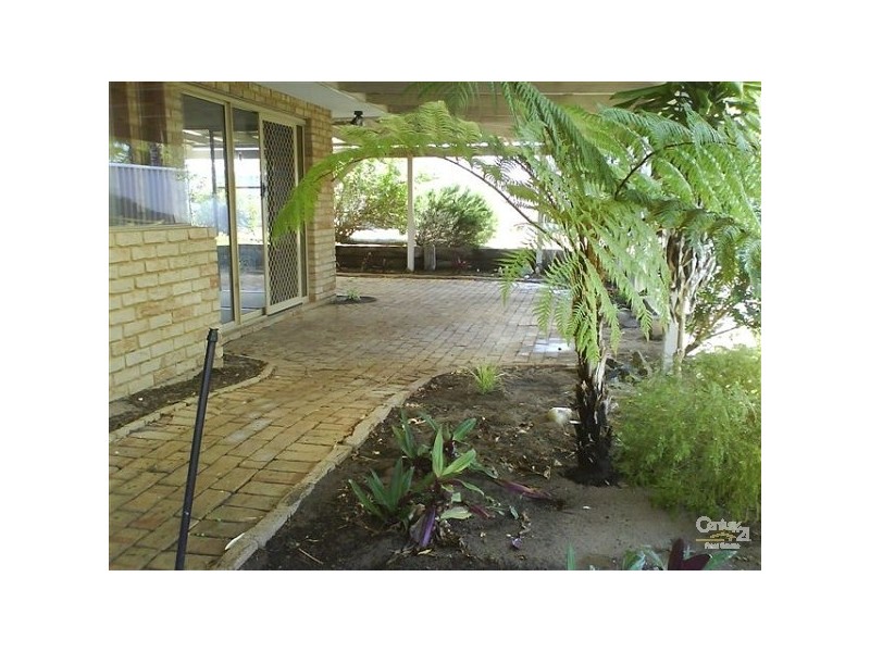 11 Minigwal Loop, Waikiki WA 6169