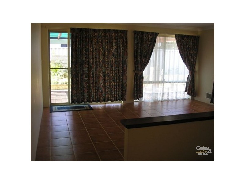 26 Morfontaine Parade, Port Kennedy WA 6172