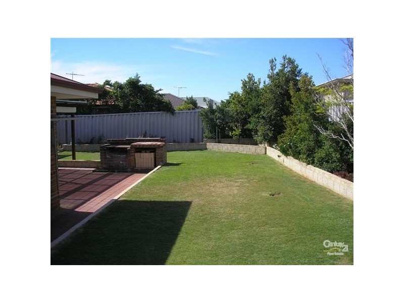 26 Morfontaine Parade, Port Kennedy WA 6172