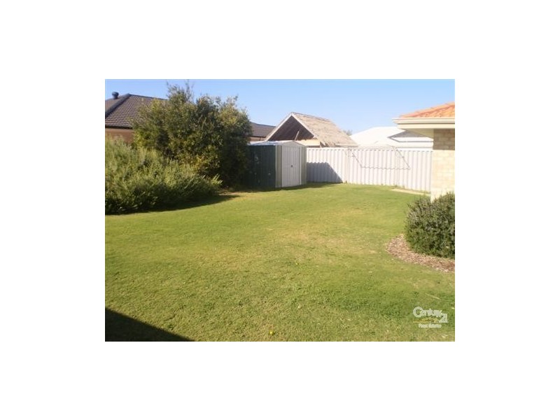 18 Morfontaine Parade, Port Kennedy WA 6172