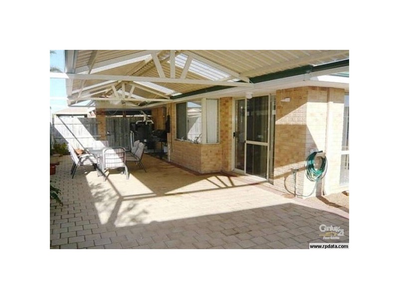 10 Jean Pierre Drive, Port Kennedy WA 6172