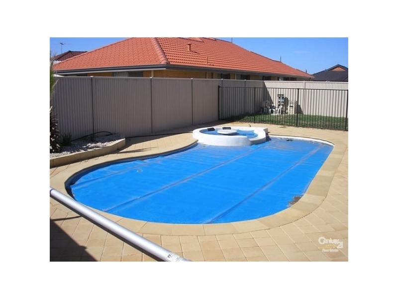 3 Keswick Way, Waikiki WA 6169