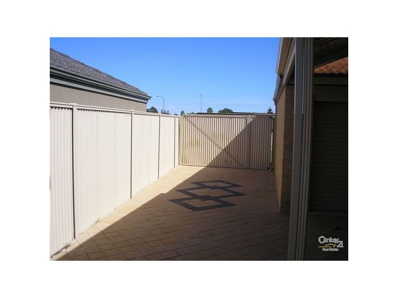 3 Keswick Way, Waikiki WA 6169