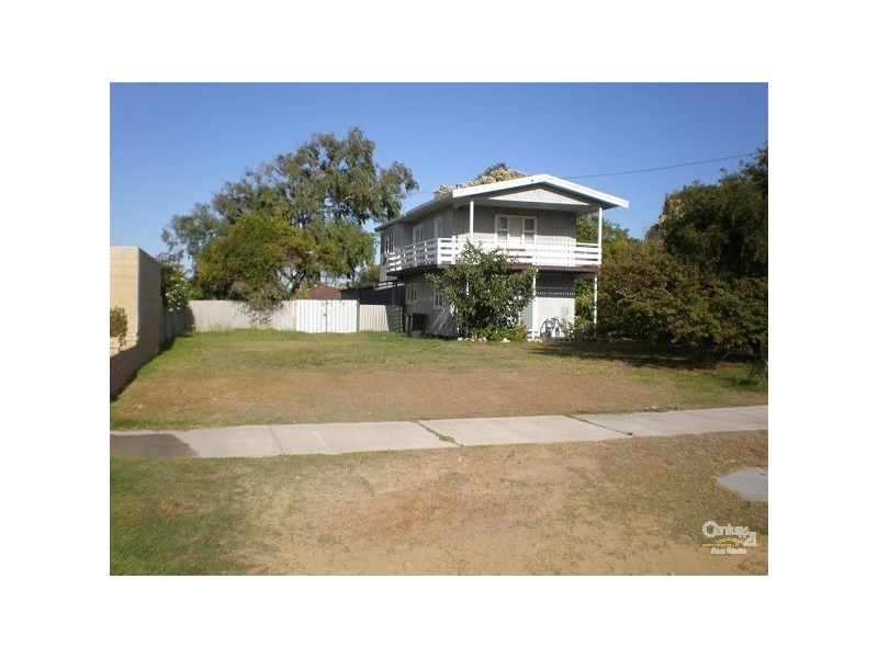 15 South Road, Shoalwater WA 6169