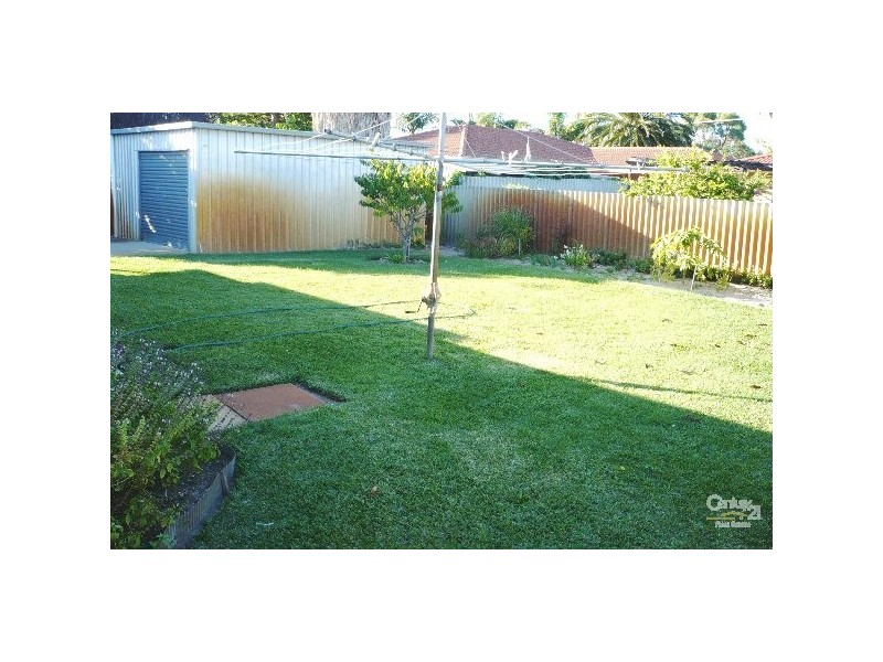 23 Kitson Street, Rockingham WA 6168
