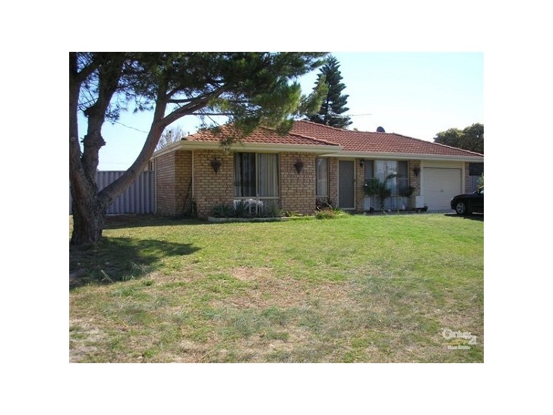 1 Neale Place, Cooloongup WA 6168