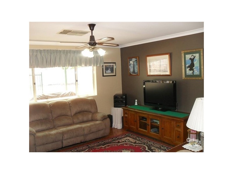 35 THE AVENUE, Warnbro WA 6169