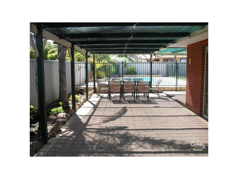 35 THE AVENUE, Warnbro WA 6169
