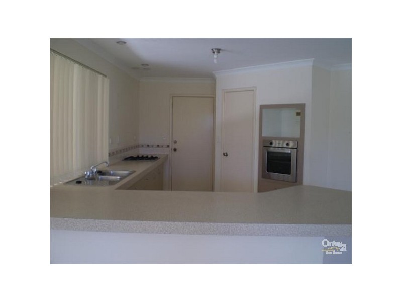 133 Bayside Boulevard, Port Kennedy WA 6172