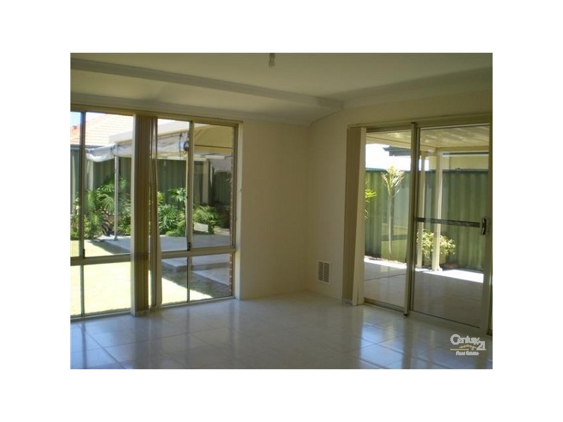 133 Bayside Boulevard, Port Kennedy WA 6172