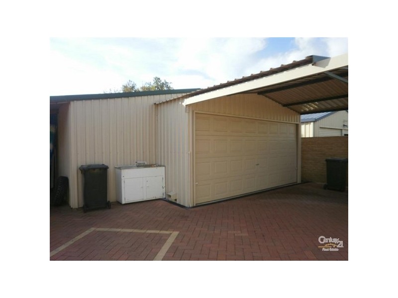 14 Hokin Street, Waikiki WA 6169