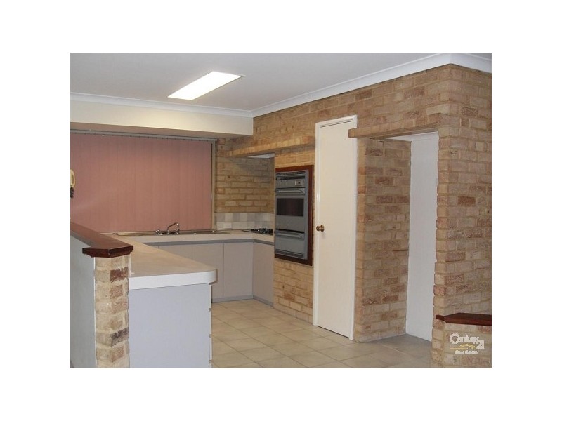 11 Minigwal Loop, Waikiki WA 6169