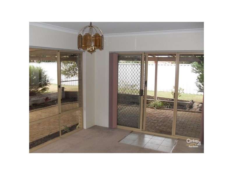 11 Minigwal Loop, Waikiki WA 6169