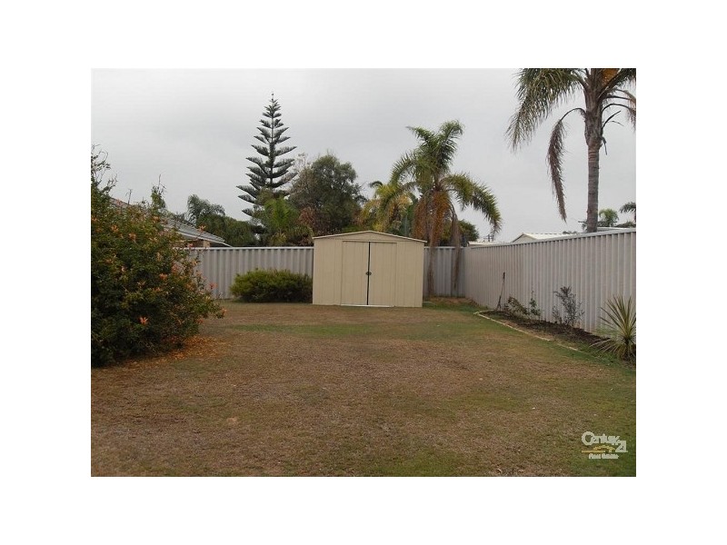 11 Minigwal Loop, Waikiki WA 6169