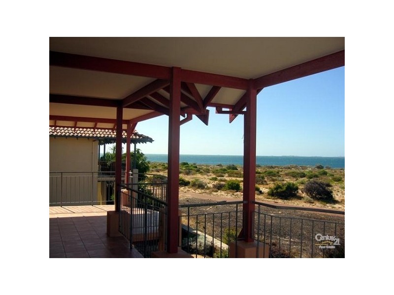4 Wave Cove, Port Kennedy WA 6172