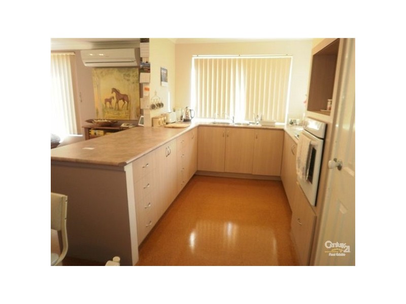 38 Achiever Ave, Port Kennedy WA 6172