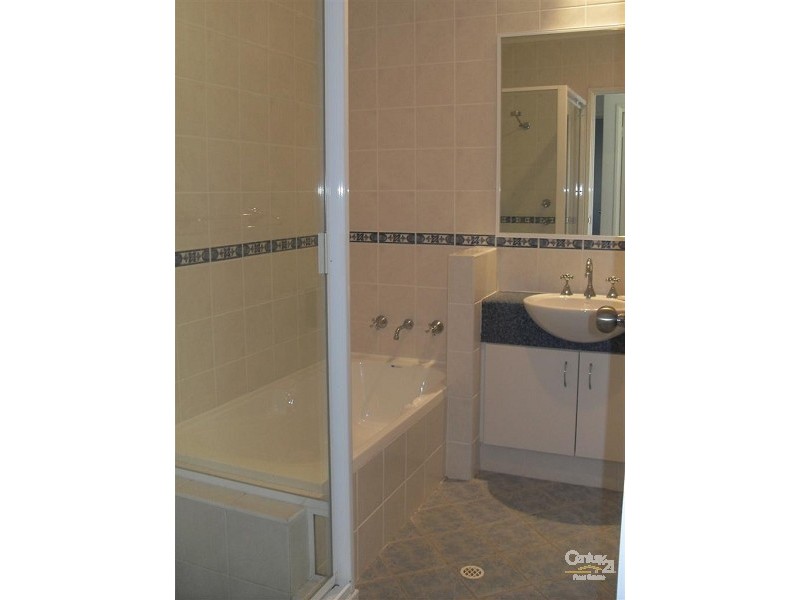 3/2 Albenga Place, Secret Harbour WA 6173