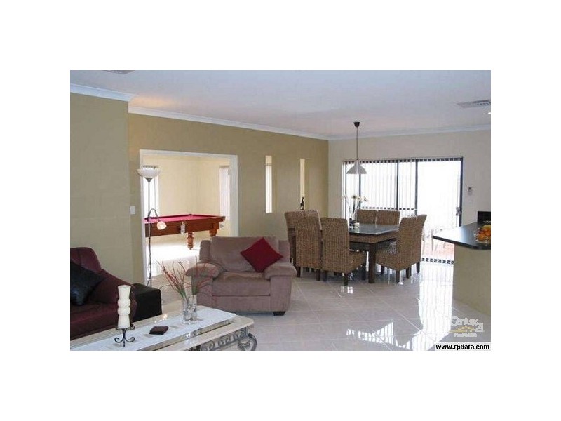12 Coniston Bend, Waikiki WA 6169