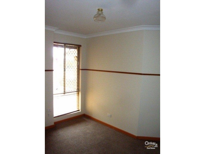 65 Grange Drive, Cooloongup WA 6168