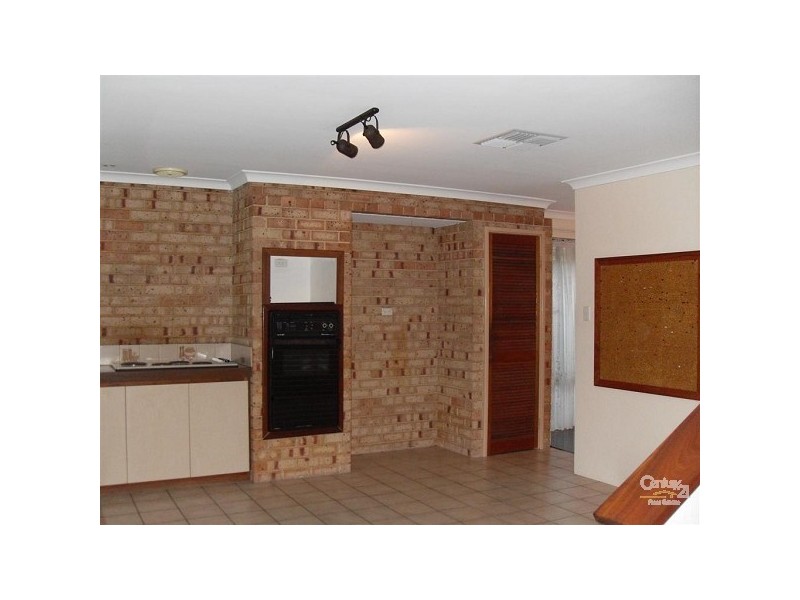 521 Safety Bay Road, Cooloongup WA 6168