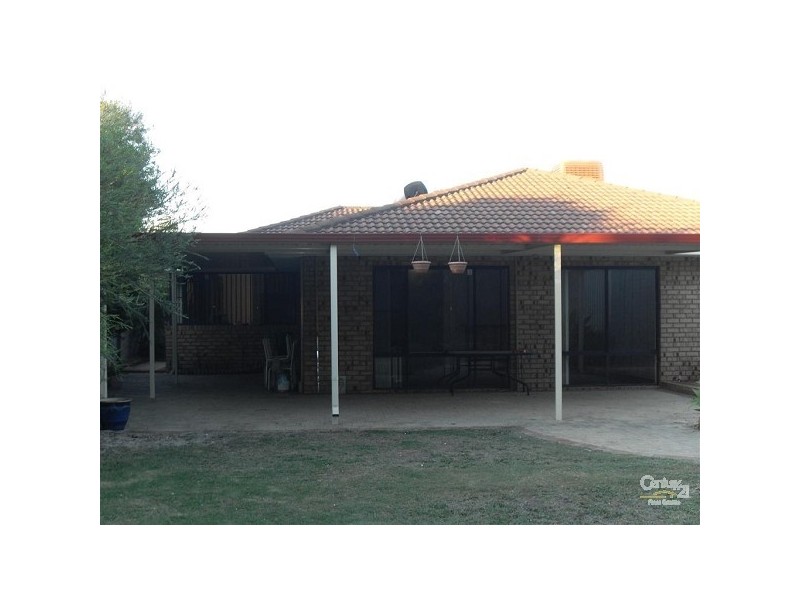 521 Safety Bay Road, Cooloongup WA 6168