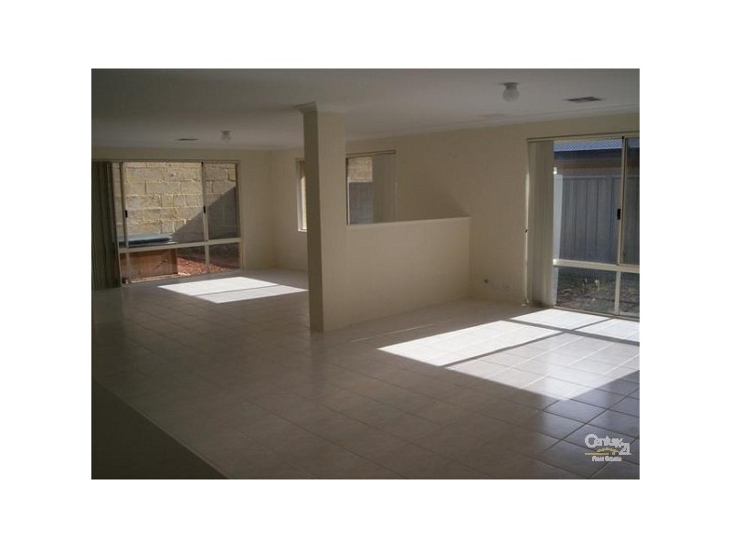 9 Laguardia Loop, Port Kennedy WA 6172