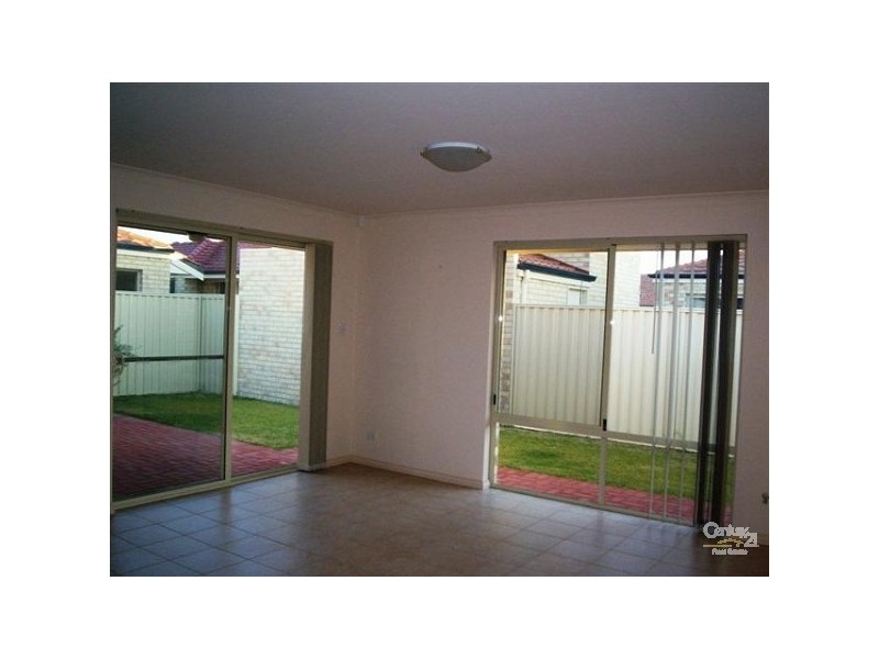 9 Laguardia Loop, Port Kennedy WA 6172