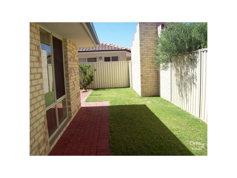 9 Laguardia Loop, Port Kennedy WA 6172