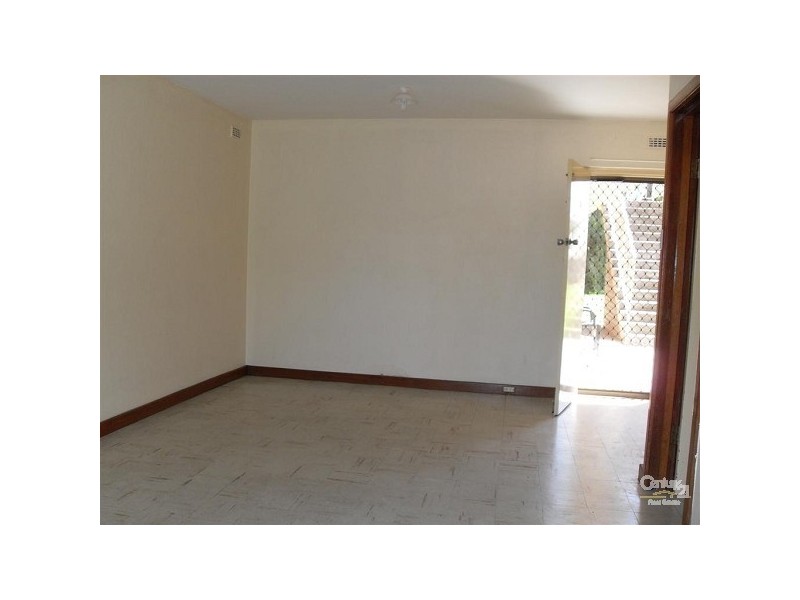 2/44 Lewington Street, Rockingham WA 6168