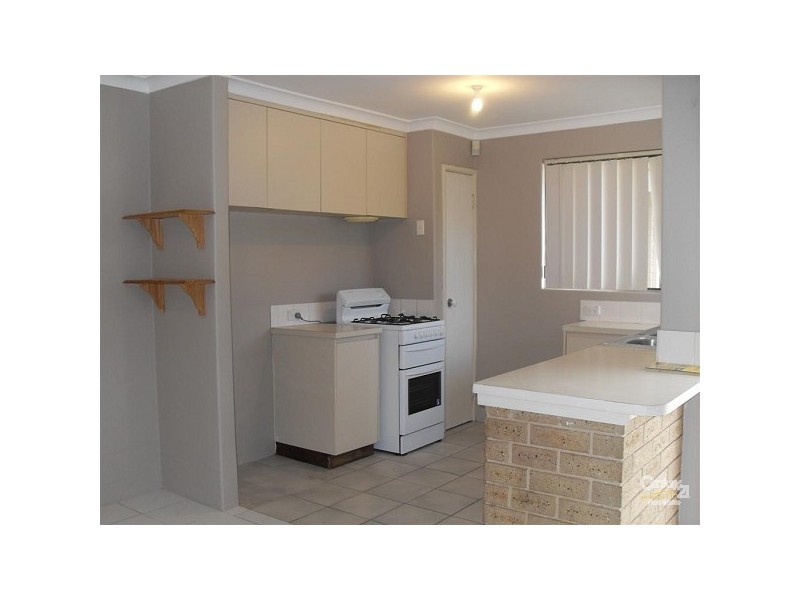14 Murchison Road, Cooloongup WA 6168