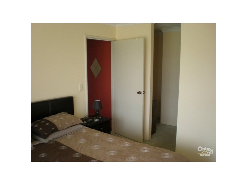 5 Waterloo Road, Cooloongup WA 6168