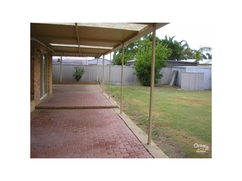 5 Waterloo Road, Cooloongup WA 6168