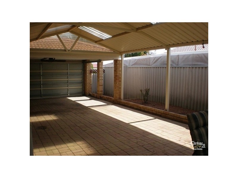 5 Waterloo Road, Cooloongup WA 6168