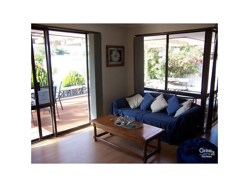 28 Malibu Road, Safety Bay WA 6169