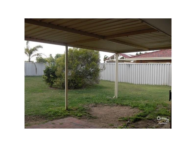 34 Dress Circle, Warnbro WA 6169