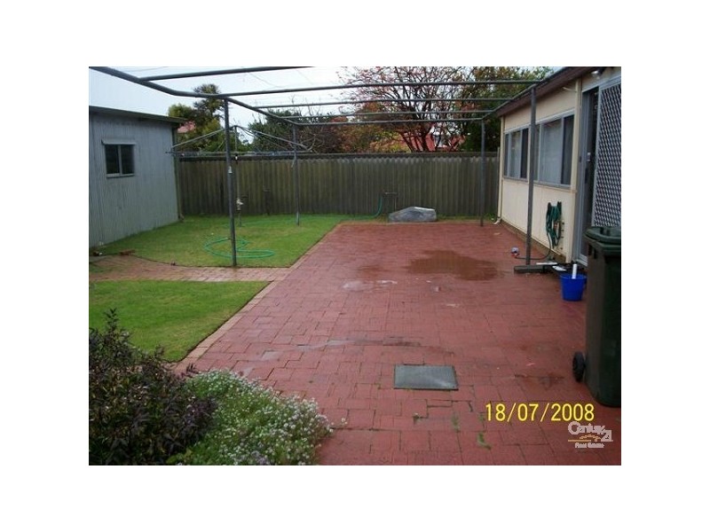 12 Apus Close, Hillman WA 6168