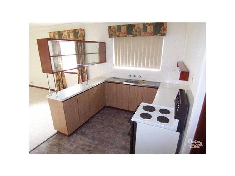 18A First Ave, Shoalwater WA 6169