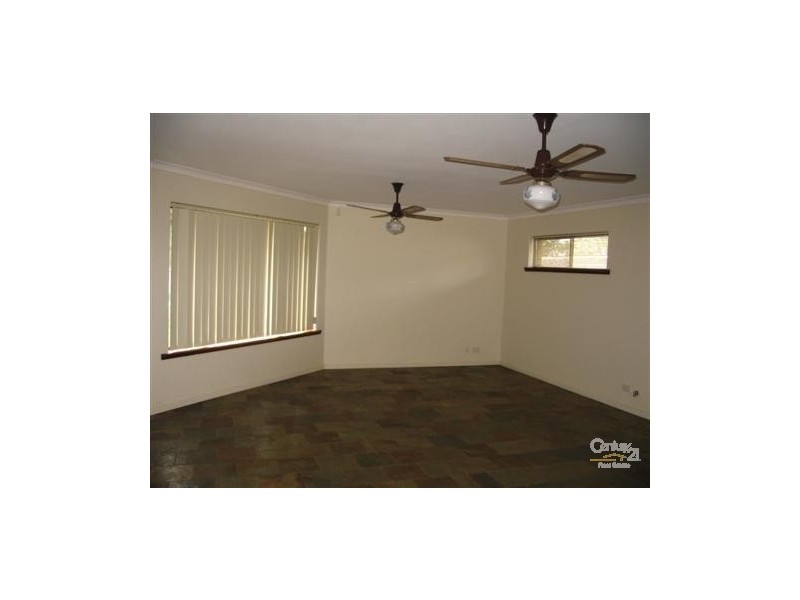 30 Wavelea street, Safety Bay WA 6169