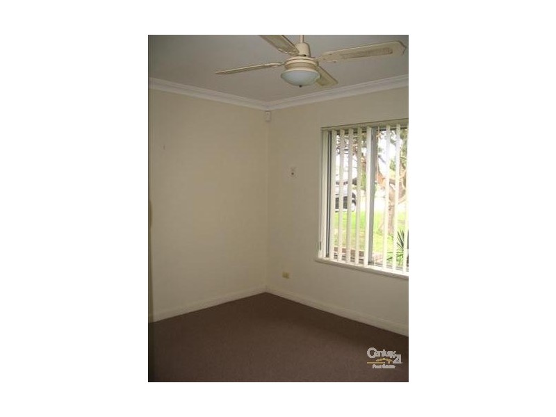 30 Wavelea street, Safety Bay WA 6169