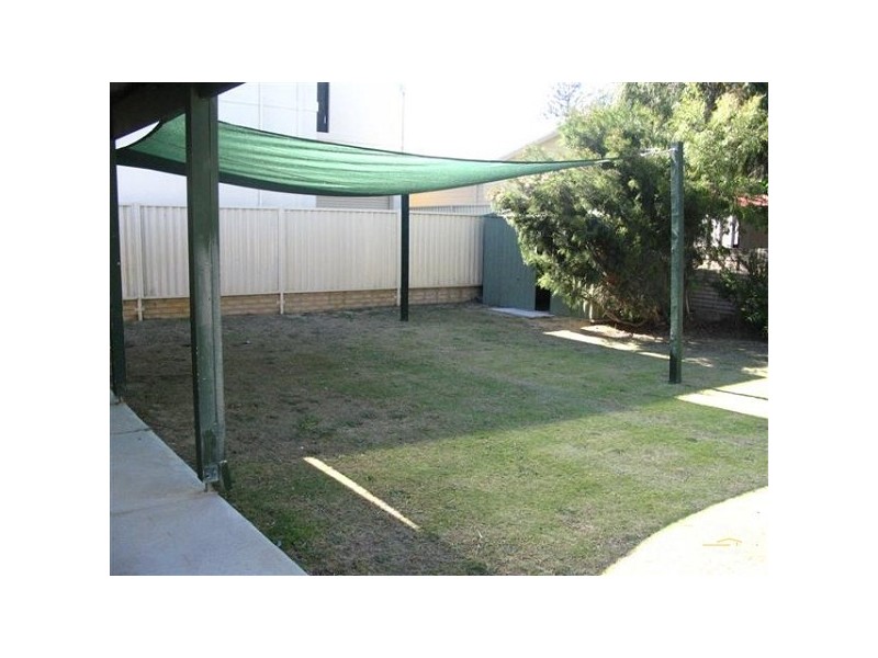 4 Chalwell Street, Rockingham WA 6168