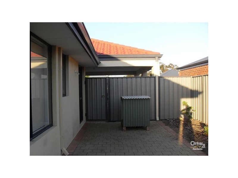 4 Curlewis drive, Baldivis WA 6171