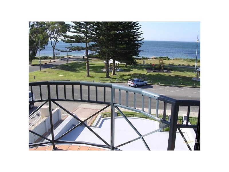 6/47 The esplanade, Rockingham WA 6168