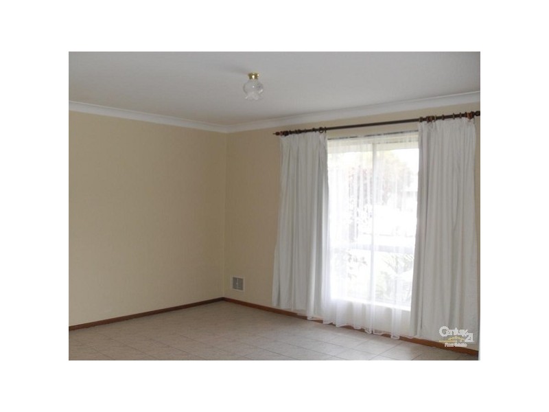 9 Waterton Way, Cooloongup WA 6168