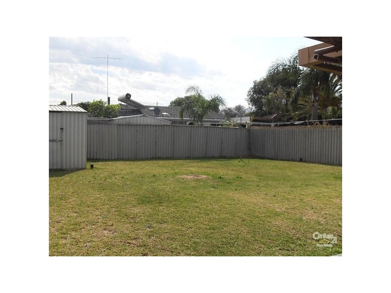 9 Waterton Way, Cooloongup WA 6168