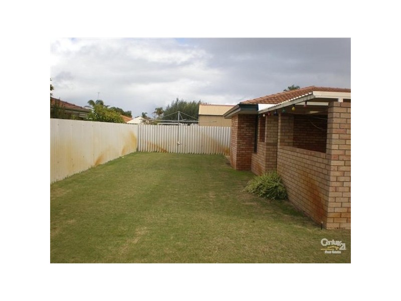 30 Caribbean Drive, Safety Bay WA 6169