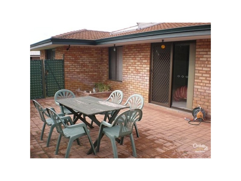 30 Caribbean Drive, Safety Bay WA 6169