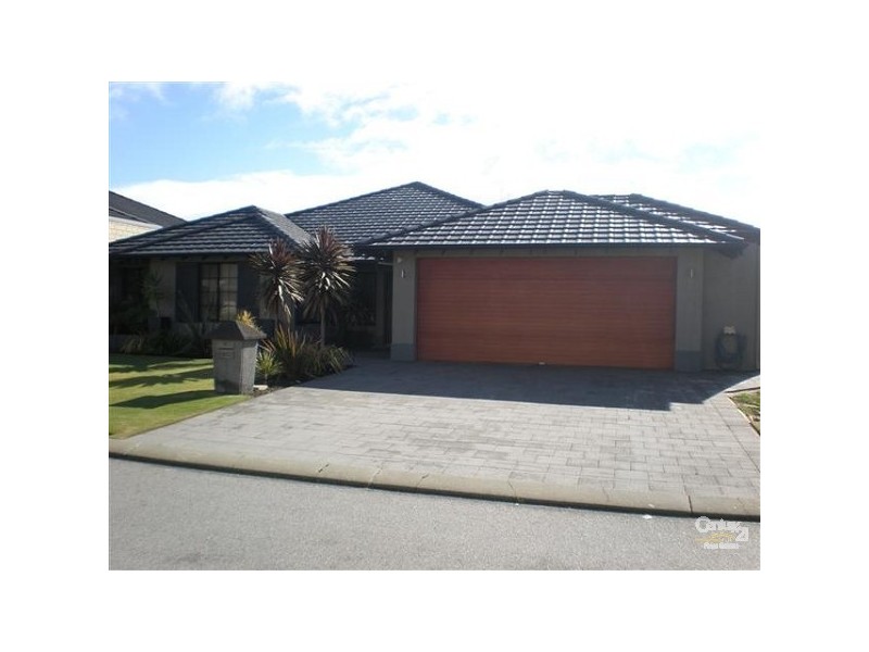72 Nottely Crescent, Secret Harbour WA 6173