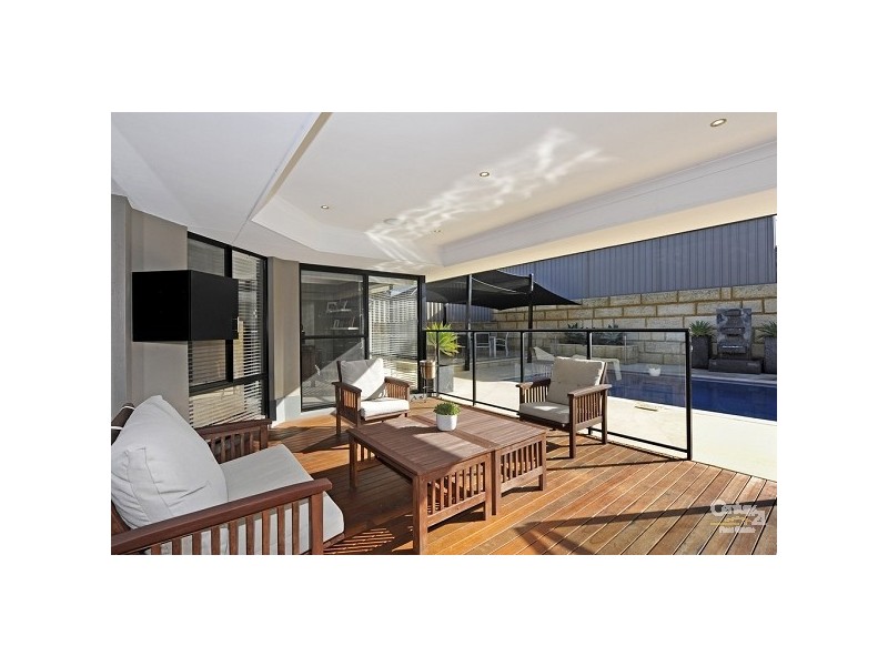 72 Nottely Crescent, Secret Harbour WA 6173
